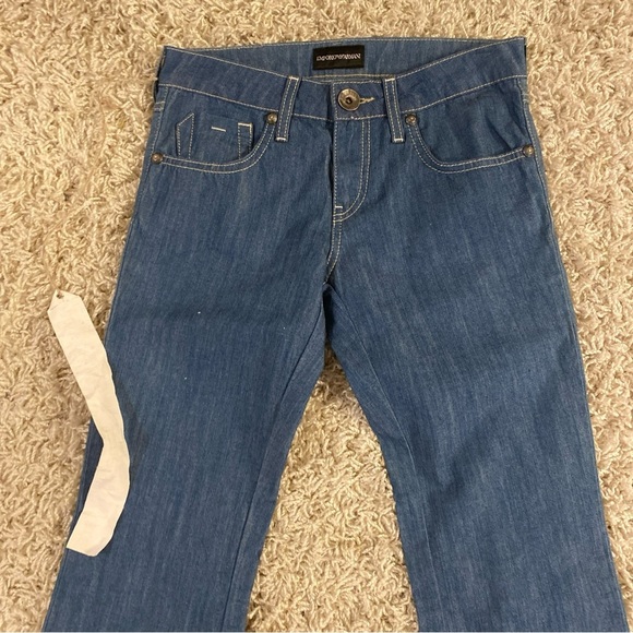 Emporio Armani Women's Blue Jeans NWT sz25 - Picture 2 of 7